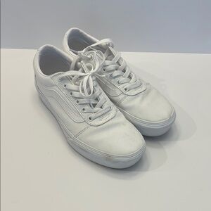 Vans Women’s White Sneakers
